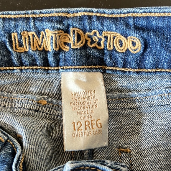 Girls Limited Two jeans shorts - Picture 3 of 3